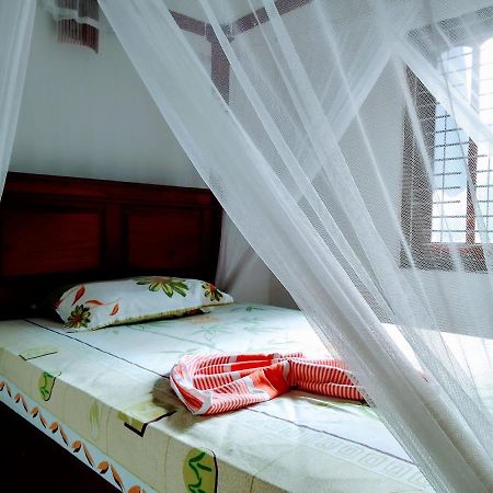 Hôtel Ceylonia Guest à Weligama Extérieur photo